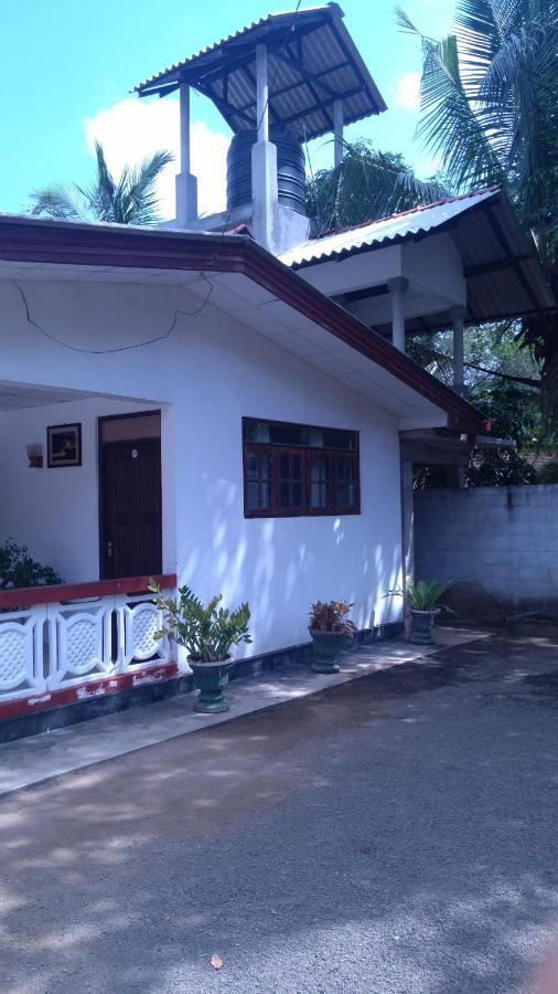Umaya Holiday Home Anuradhápura Exteriér fotografie